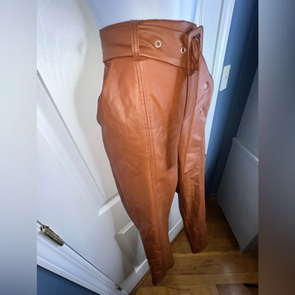NWT BBJ Womens Large Chestnut Brown Vegan Leather Belt High Rise Trouser Pants L